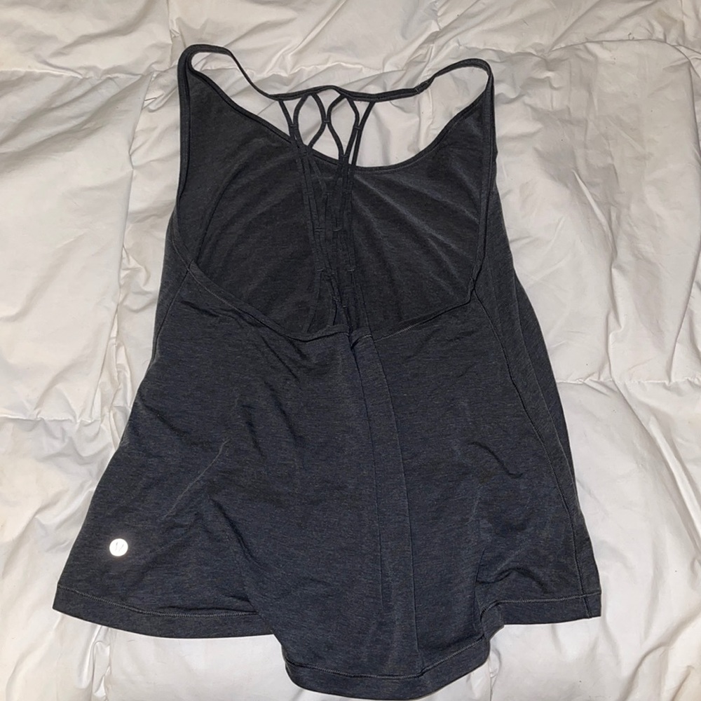 Lululemon tank